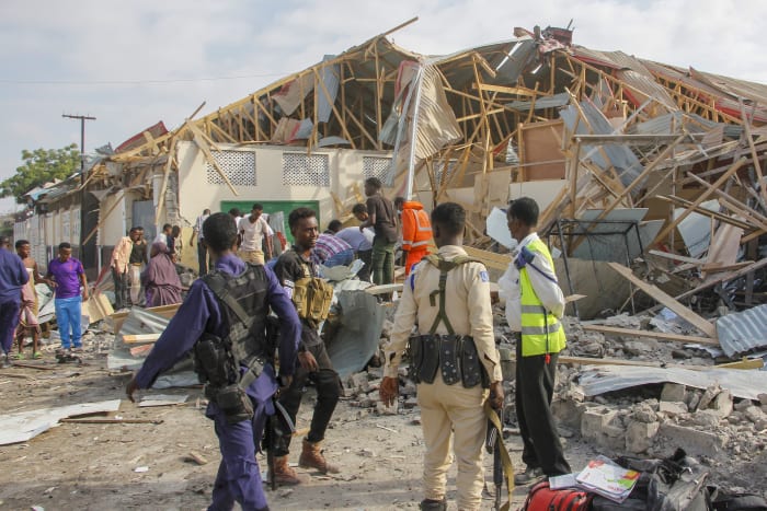 Al-Qaida linked group claims blast in Somali capital; 5 dead