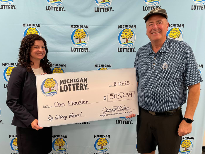 Man makes Michigan Lottery history with 2nd major Club Keno win, record-setting prize