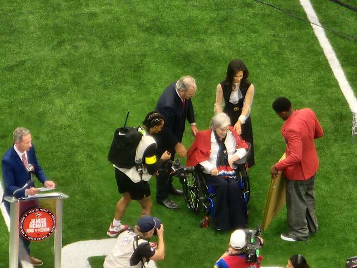 Janice McNair formally inducted into Texans’ Ring of Honor: ‘Always been the heartbeat of the team’