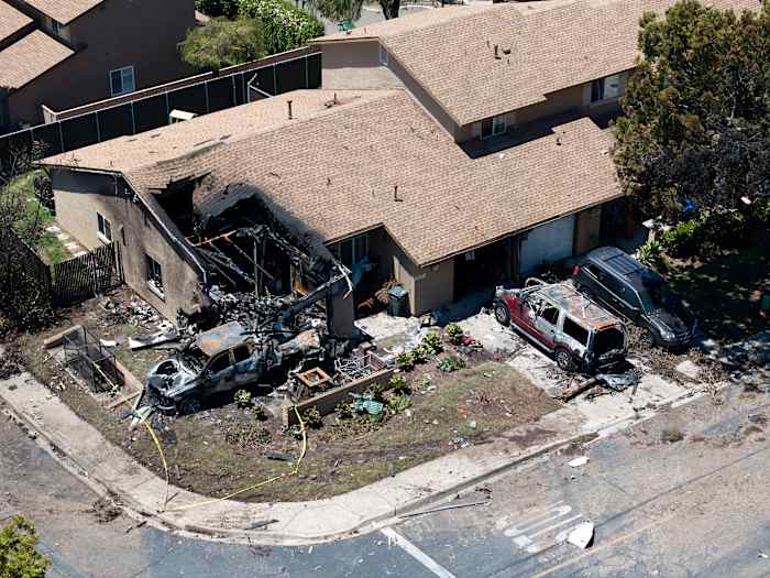 El accidente aéreo de San Diego es una pérdida devastadora en la música rock alternativa El accidente aéreo de San Diego es una pérdida devastadora en la música rock alternativa