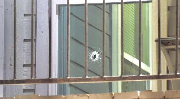 Neighbors shot in dispute in north Houston