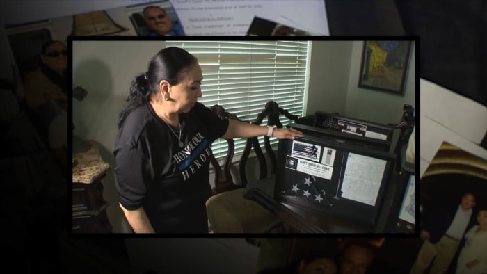 Bexar County repeatedly honored deputy who died of COVID-19. Now they’re suing his widow. – KSAT San Antonio Bexar County repeatedly honored deputy who died of COVID-19. Now they’re suing his widow. – KSAT San Antonio