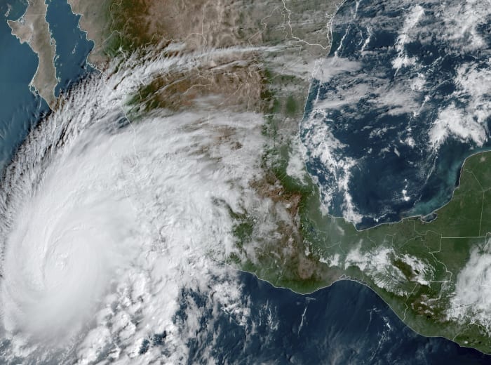 Hurricane Norma has weakened slightly but remains a major storm off Mexico’s Pacific coast