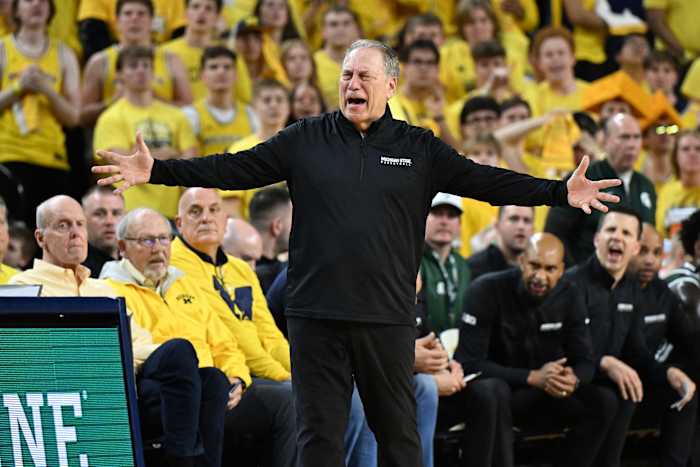 ‘I’m nobody’s little brother’: Tom Izzo defends Fears Jr., fires back at chants vs. Michigan basketball