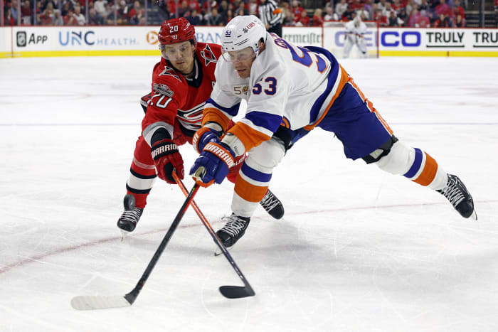 Islanders: New York agrees to 8-year extension with Ilya Sorokin