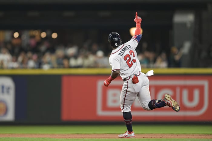 Mr. Clutch: Riley comes up big again, Braves win Game 3