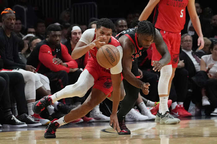 Miami Heat acquire guard Davion Mitchell in trade with Toronto Raptors