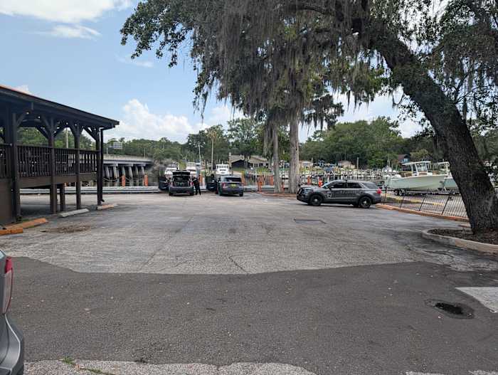 Woman found dead on creekbank next to Hooters in San Jose; JSO investigating