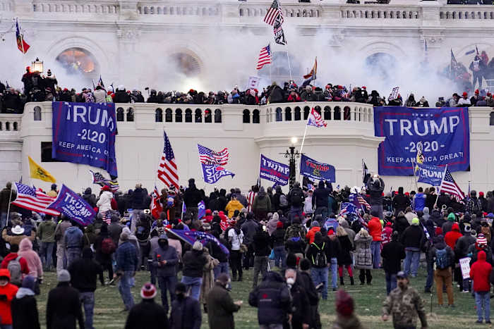 Judge tosses remnants of Proud Boys seditious conspiracy case after Trump's broad clemency