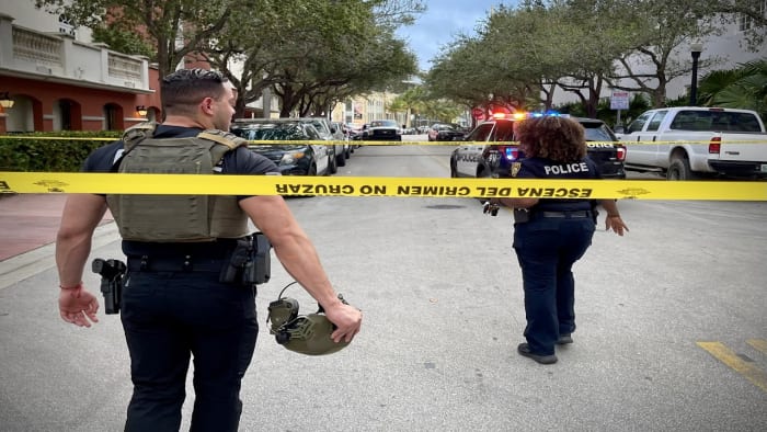 Man stabbed during domestic-related incident in Miami Beach