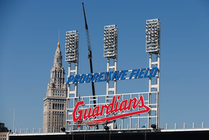 Trump's latest demand: Washington football and Cleveland baseball teams should change names back