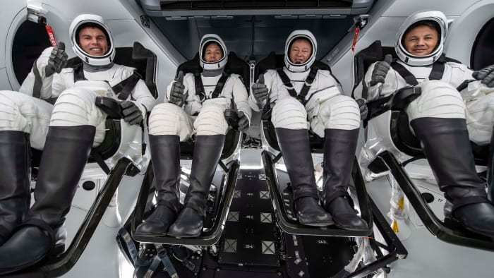 Axiom Space nears next crewed Florida launch as company completes Ax-3 readiness review