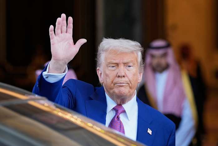Оновлення в режимі реального часу: Трамп зустрічає нового лідера Сирії перед тим, як поїхати в Катар після того, як розкіш Саудівська Аравія вітає Оновлення в режимі реального часу: Трамп зустрічає нового лідера Сирії перед тим, як поїхати в Катар після того, як розкіш Саудівська Аравія вітає