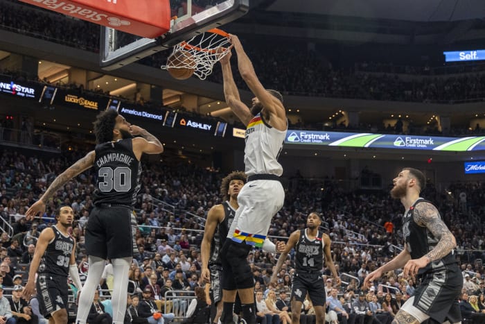 2018 NBA Summer League: Drew Eubanks Scores 7 Points In 11 Minutes