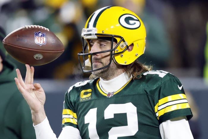 Green Bay Packers: Aaron Rodgers' absence overshadows minicamp