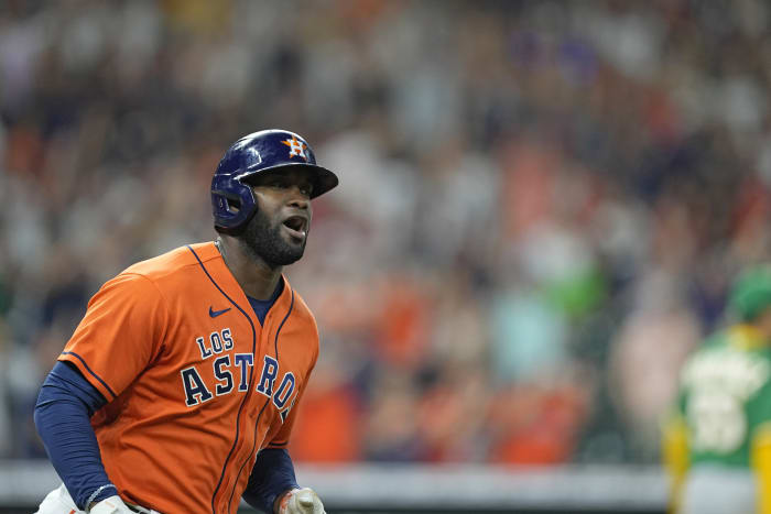 Astros top A's 8-3