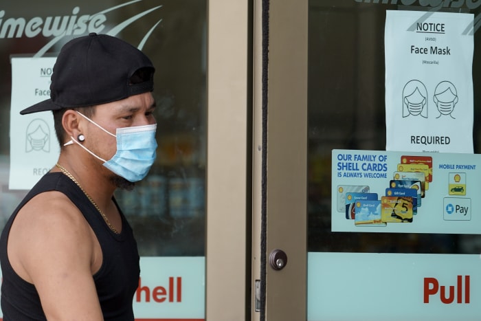 Harris Co sees uptick in COVID cases as  subvariant of Omicron strand surges