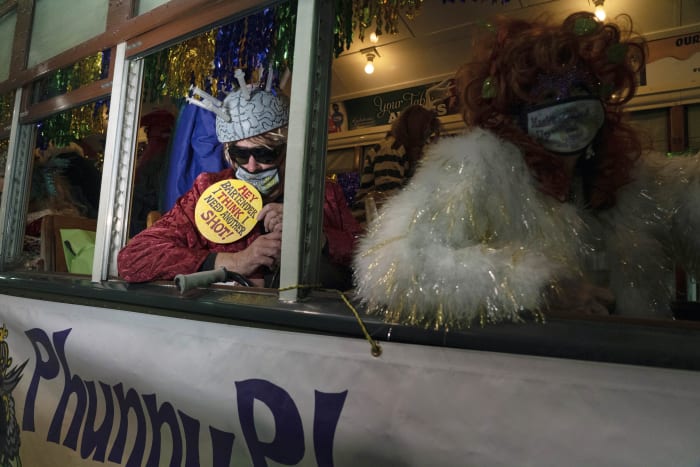 Rio's Carnival parade returns after long pandemic hiatus 