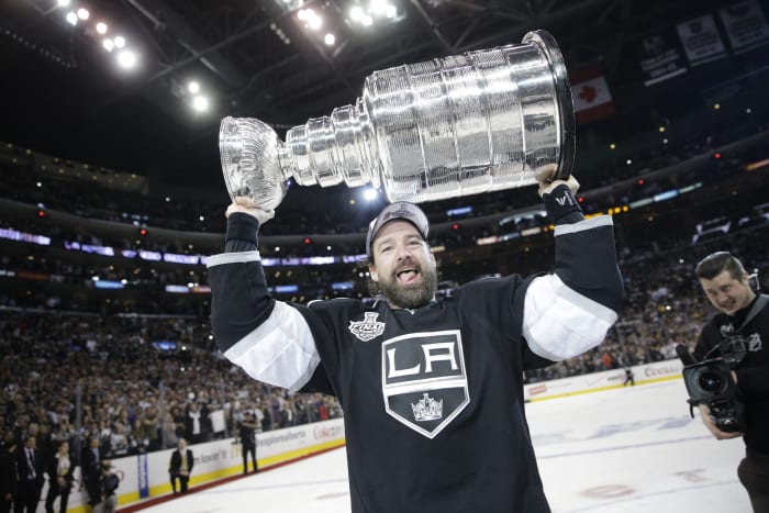 Avalanche dethrone Lightning to win Stanley Cup for 3rd time