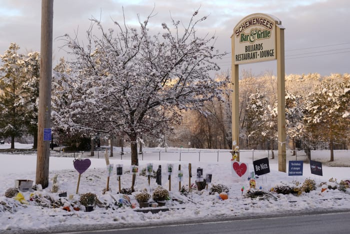 Historic' snow blankets parts of Midwest, disrupts travel