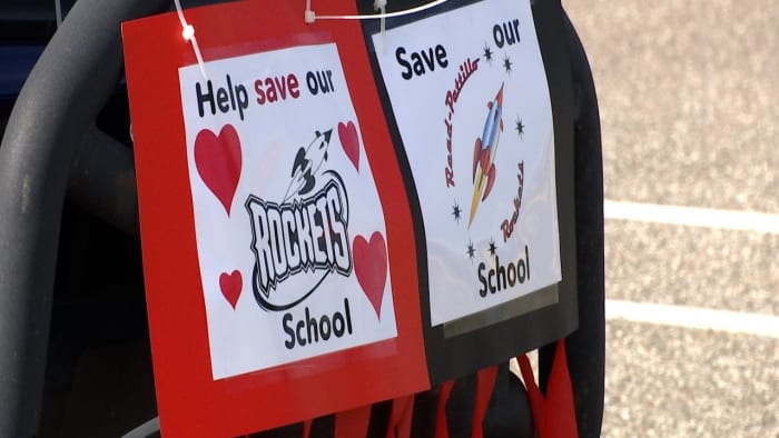 New Smyrna Beach parents ‘blindsided’ by discussion to close elementary school
