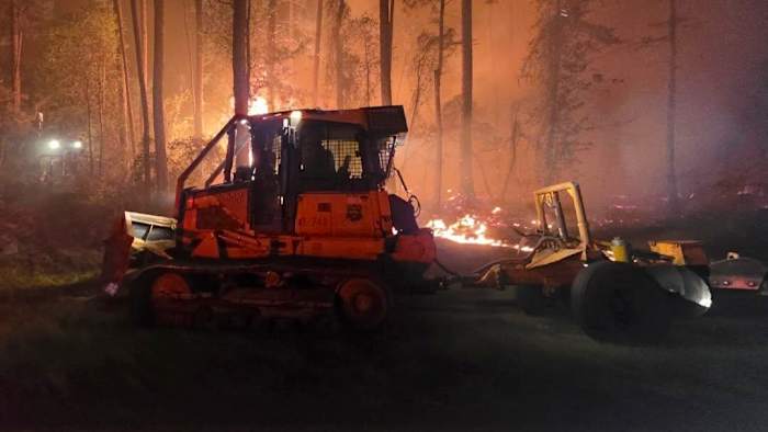 Nassau County volunteer firefighter, 59, dies after medical emergency while battling brush fire on Old Dixie Highway