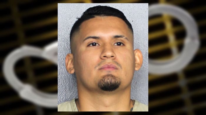 Aventura cop convicted of illegally pulling gun on men over wife's misplaced phone - Vimarsana News