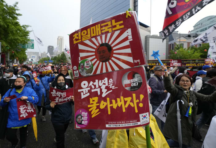 S. Korean, Japanese leaders to meet again to improve ties