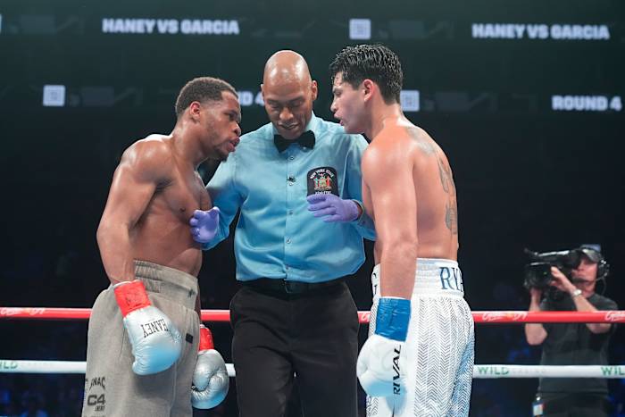 Times Square boxing event in May promises to be big, with 3 fights and talk of half a million fans