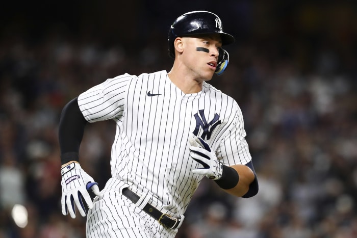 Judge hits 55th homer, Yanks mark for right-handed hitters