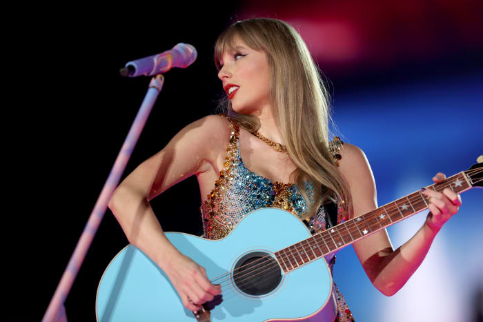 ‘Taylor Tax:’ IRS targets Taylor Swift fans over ticket sales, Florida CFO says