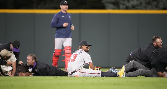 Marlins' Jazz Chisholm exits game against Atlanta with scary injury