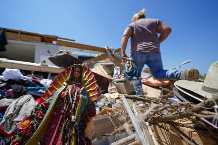 23 are dead across the US after weekend tornadoes. Texas is getting battered again - Vimarsana News