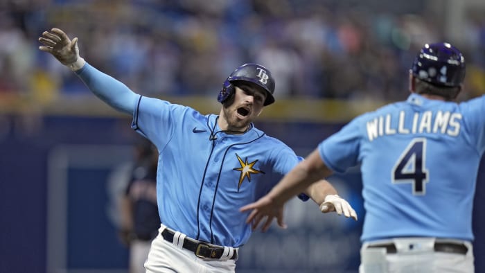 Rays place CF Kevin Kiermaier on COVID-19 related IL