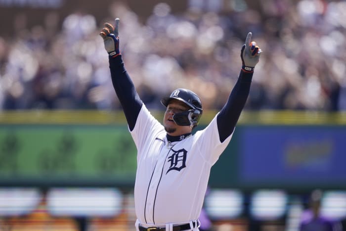 Cabrera Exclusive! Miguel Cabrera Detroit Tigers Game-Used Jersey With KB  Patch - Career Hit #3,031 (MLB AUTHENTICATED)