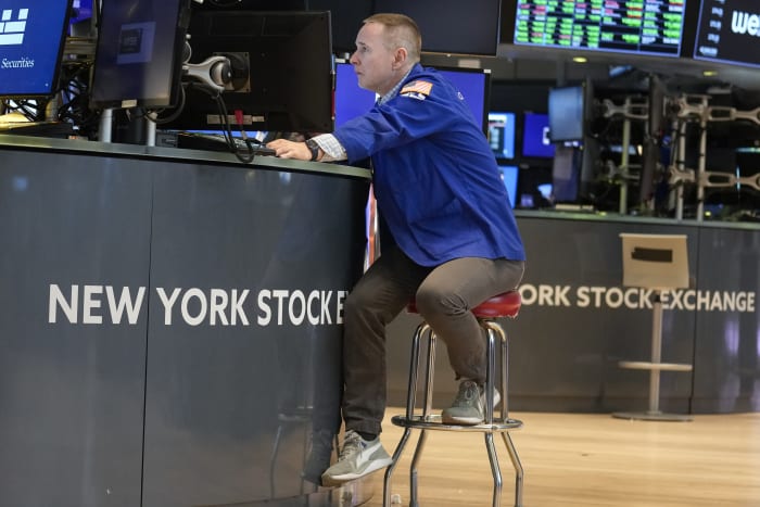 Stock market today: Asian shares mostly lower after Wall Street retreat deepens
