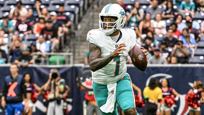 Dolphins rout Texans 28-3 to pick up first preseason victory