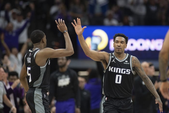 Sabonis, Clarkson get extension deals done with Kings, Jazz: AP sources