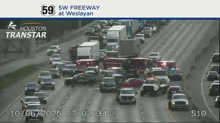 Northbound lanes reopen on Southwest Freeway at Weslayan Street following 3-vehicle crash