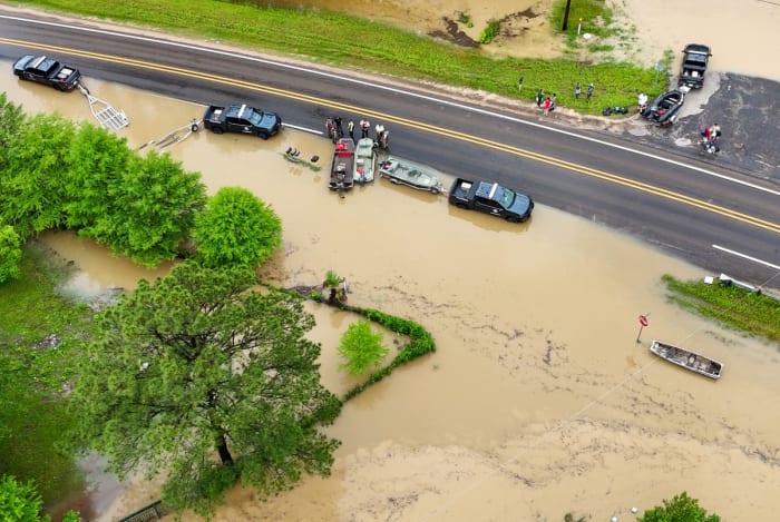 Harris County continues rescue operations as rivers crest above flood levels - Vimarsana News