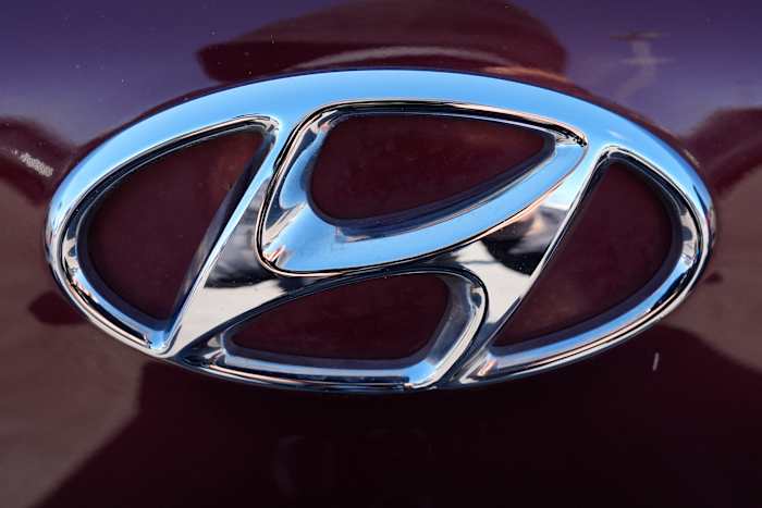 <a href="https://www.ksat.com/news/local/2025/05/12/four-automakers-issue-recalls-due-to-safety-concerns/" target="_blank">Four automakers issue recalls due to safety concerns</a>
