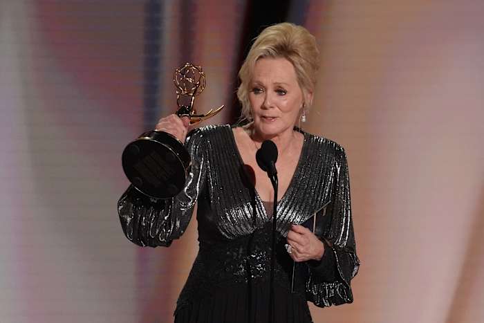 Jean Smart makes Emmy history with fifth straight ‘Hacks’ win