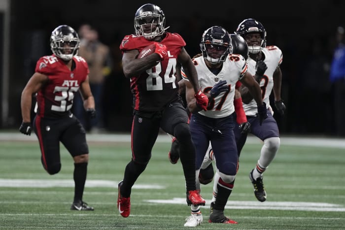 Patriots stifle Falcons 25-0 for 5th straight victory