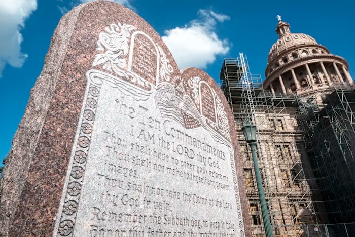 More parents sue to stop Texas’ Ten Commandments requirement in public schools