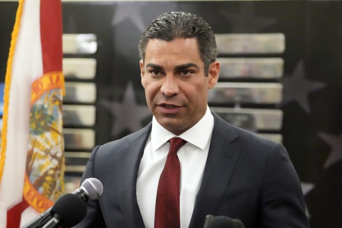 Miami Mayor Francis Suarez enters crowded GOP presidential race days after Trump's indictment