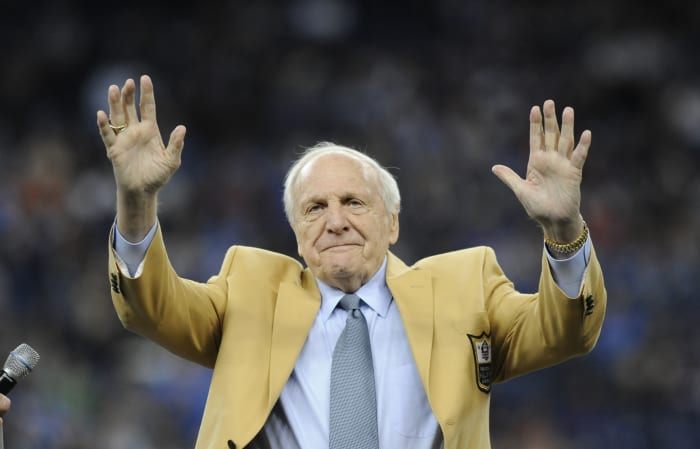 Joe Schmidt, Detroit Lions Legend, Dies at 92
