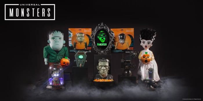 The Perfect Holiday Gift for Monster Fans - Monster Crackers! - Universal  Monsters Universe