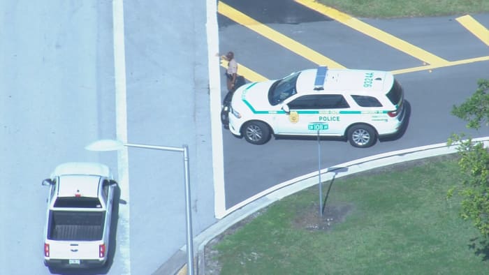Suspect in custody after Miami Dade College’s Kendall campus locked down