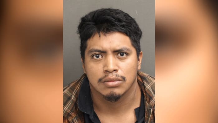 Winter Garden man beats woman sets car on fire deputies say