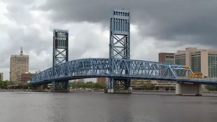 Main Street Bridge reopens at noon Friday after weeklong closure for inspection